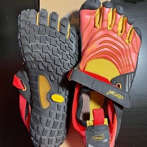 Women’s Vibram FiveFingers Spyridon Orange Black Yellow